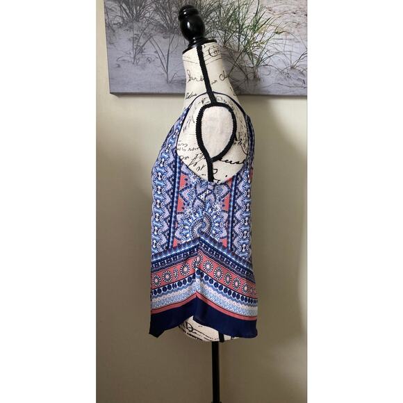 A. Byer women's handkerchief style spaghetti strap flowered top, size small - Picture 6 of 8